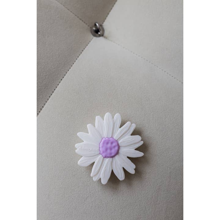 Woven Kids – Großhandel Beißspielzeug (ohne Clip) – Baby – Beißring aus Silikon, Motiv: Milk Daisy/Lilac Centre5