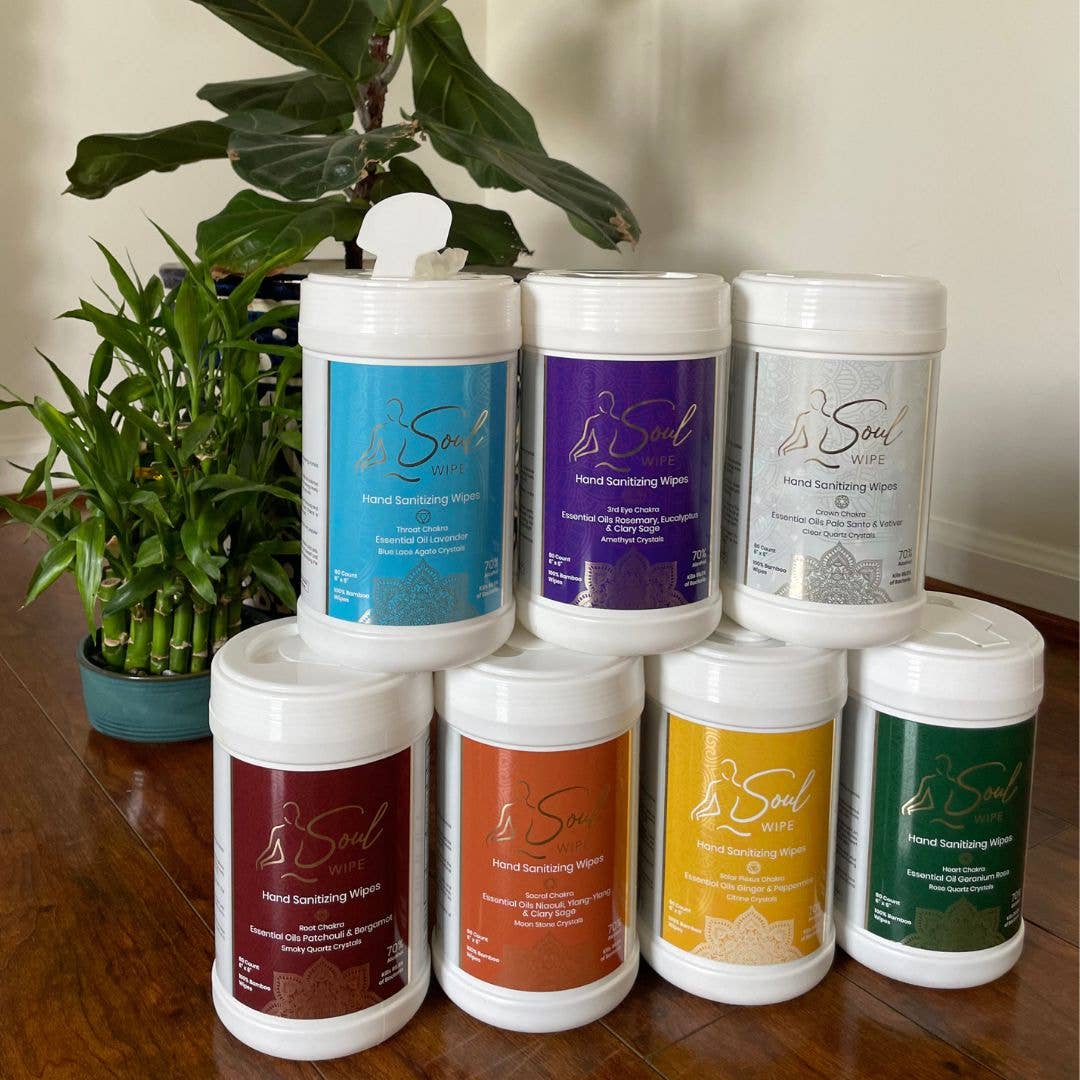 soul wipe hand sanitizing wipe – wholesale Hand sanitiser – Hand Sanitizing Wipe Palo Santo and Vetiver Essential Oils3