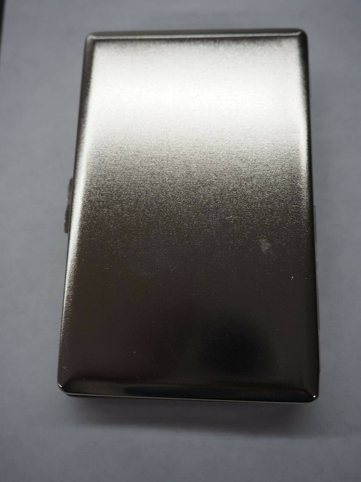Lighter King - Wholesale Cigarette Case - Cigarette Case Art Deco Art Work for 100's Cigarettes1