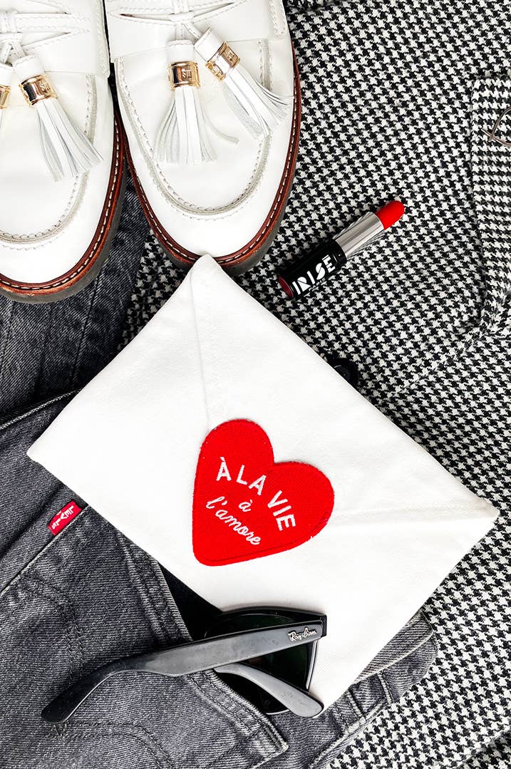 Un baiser français s'il vous plaît – Engroshandel Posetaske - Dame – Genanvendt stofpose med hjerte13