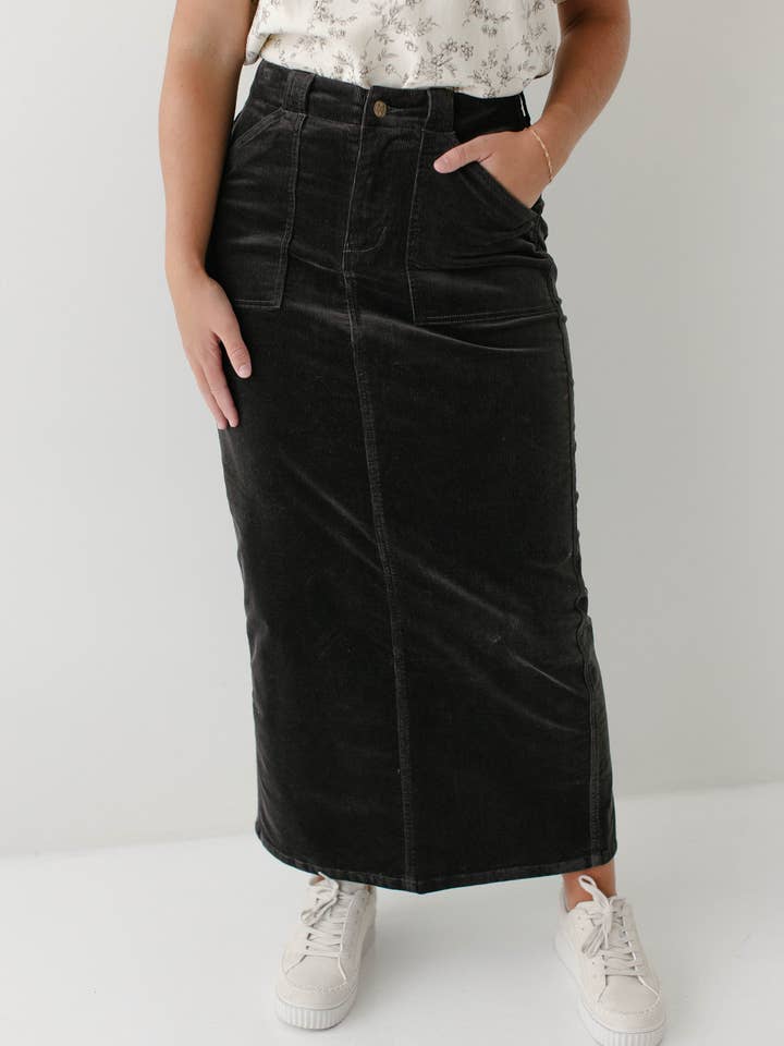 'Autumn' Manchesternederdel i maxilängd SLUTREA för wholesale av The Main Street Exchange