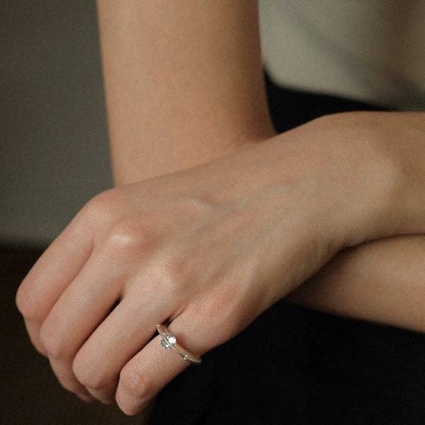 LanLivia – Engroshandel Ring med sten – Unikt design med funklende stjerne-ring1