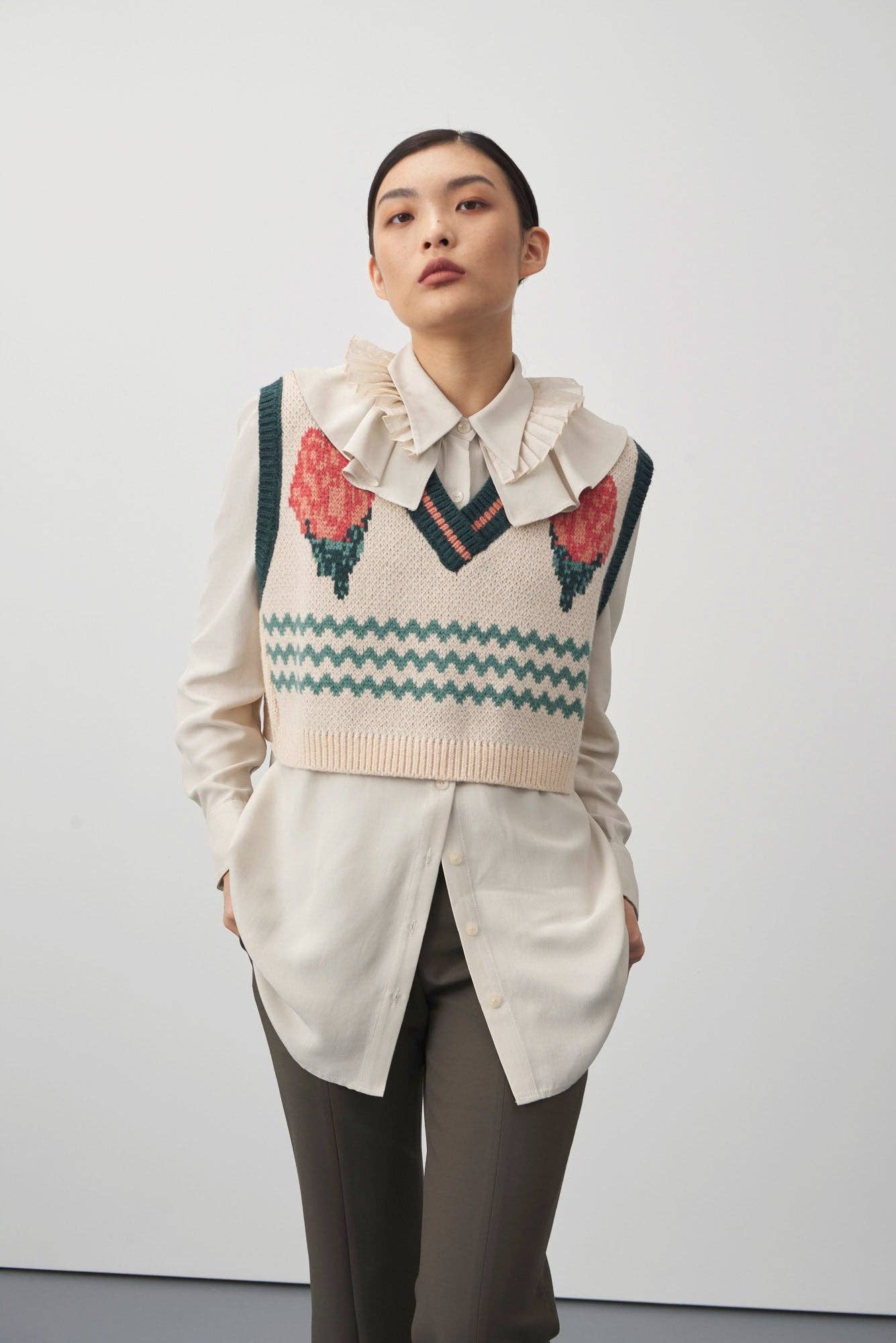 SUNDAY LIFE - Wholesale Knit Sweater - Women's - Norah Oversized Loose Fit Vintage Twisted Sleeveless Pullover