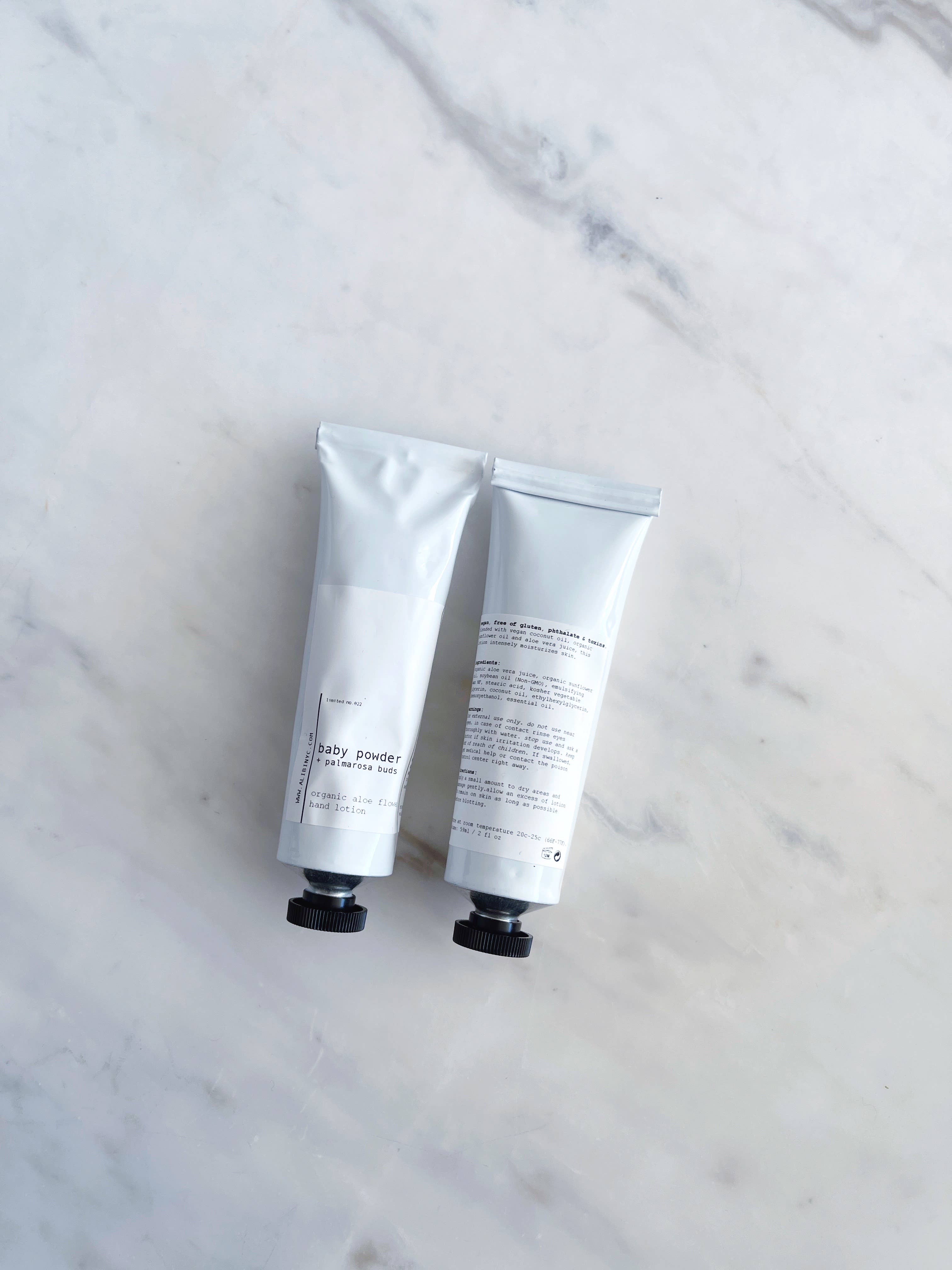 ALIBI NYC – Creme/loção para as mãos por atacado – PÓ PARA BEBÉ+BOTÕES PALMAROSA | LOÇÃO DE MÃO BIOLÓGICA ALOE FLOR2