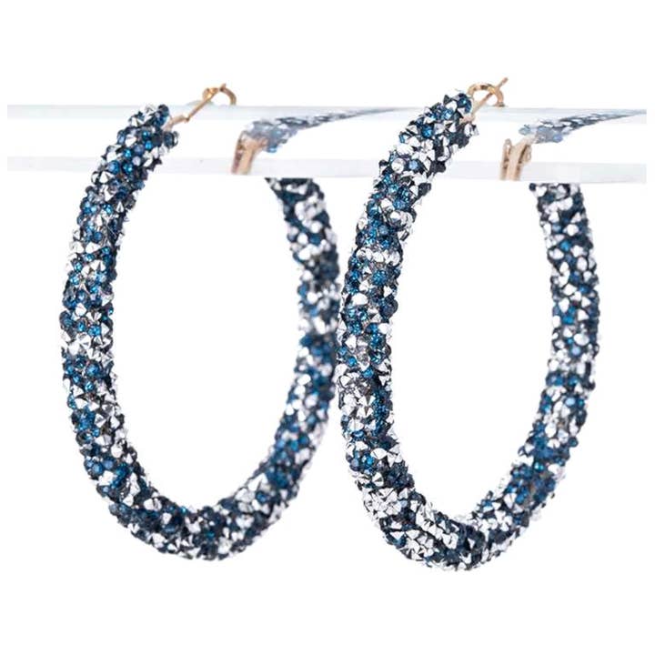 Boucles d'oreilles créoles iconiques à paillettes pour la vente par LA Jewelry Plaza