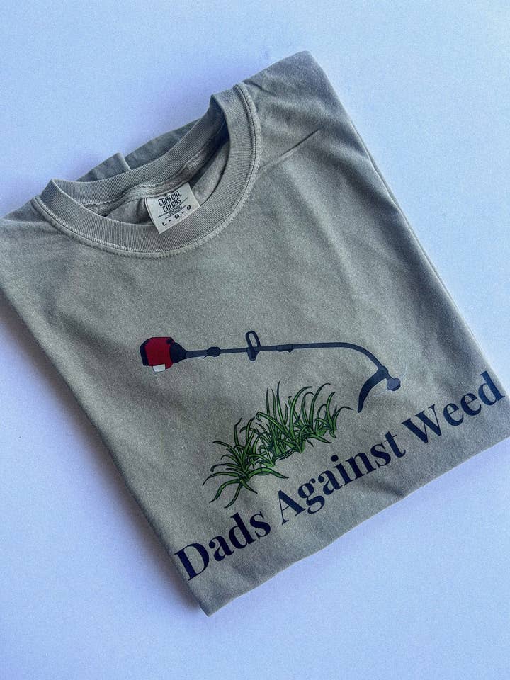 Camisa Dads Against Weeds, regalo del Día del Padre para papás, regalo divertido para papá primerizo, divertida camisa de papá de hija, camiseta cortadora de césped para papá, para venta al por mayor de Little Mama Made It