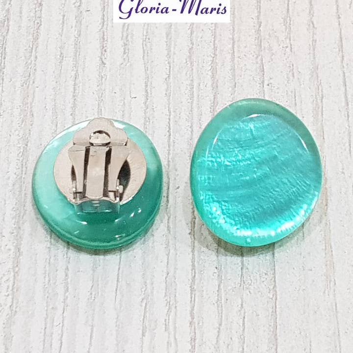 High-quality earclips made of Capiz shells 25mm/CS-0008 for wholesale by Gloria-Maris