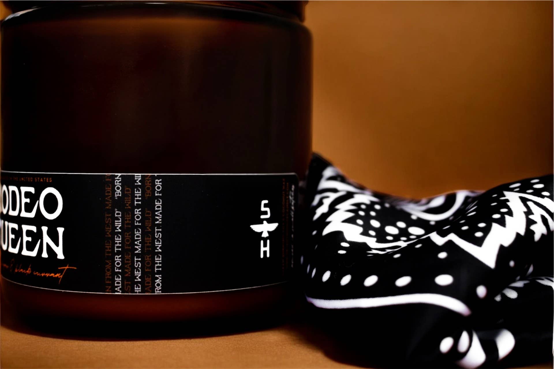 Seventh House Candle - Wholesale Jar/Filled Candle - RODEO QUEEN - Black Currant & Spun Sugar Candle1