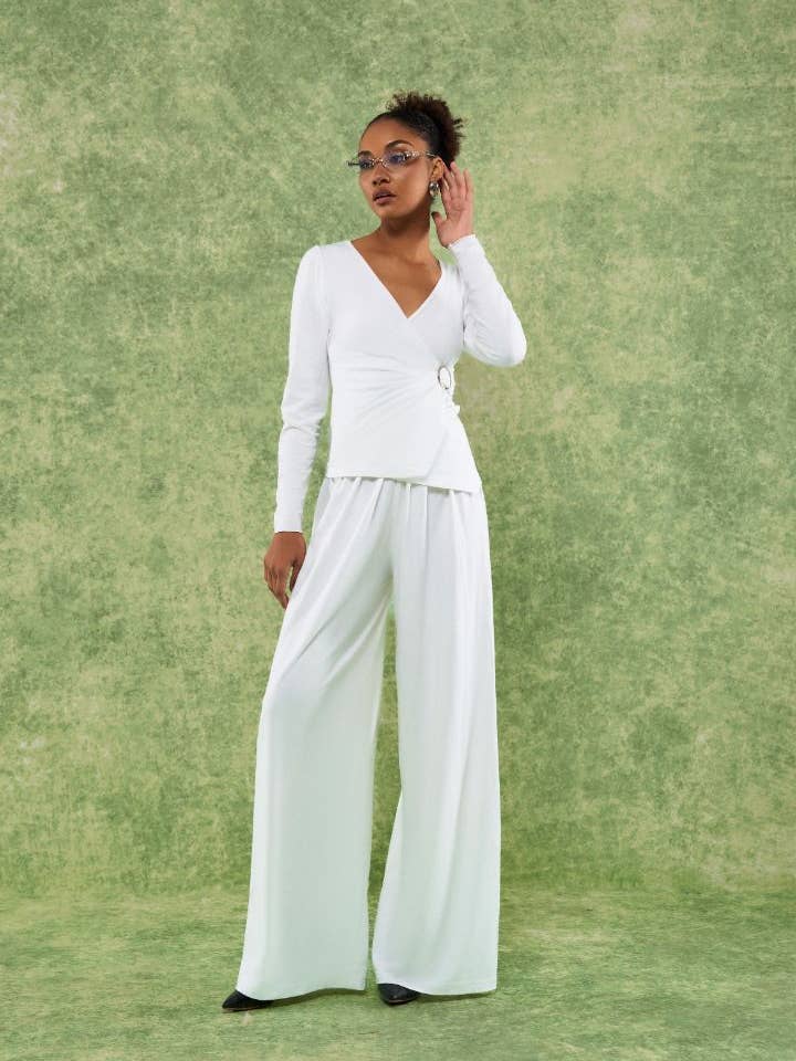 2-Piece Butterfly Lounge Sets White for wholesale by Atelier de La Hang