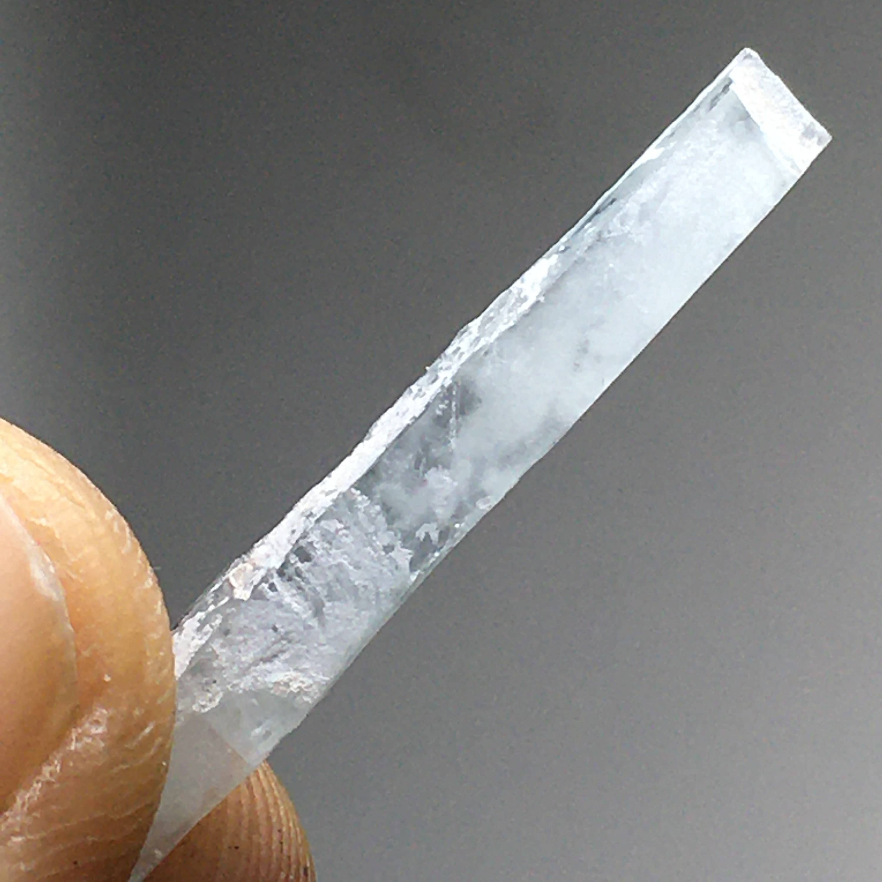 Wildheart Crystals – wholesale Andlig sten/kristall – Parti med 5 stora akvamarinkristaller8