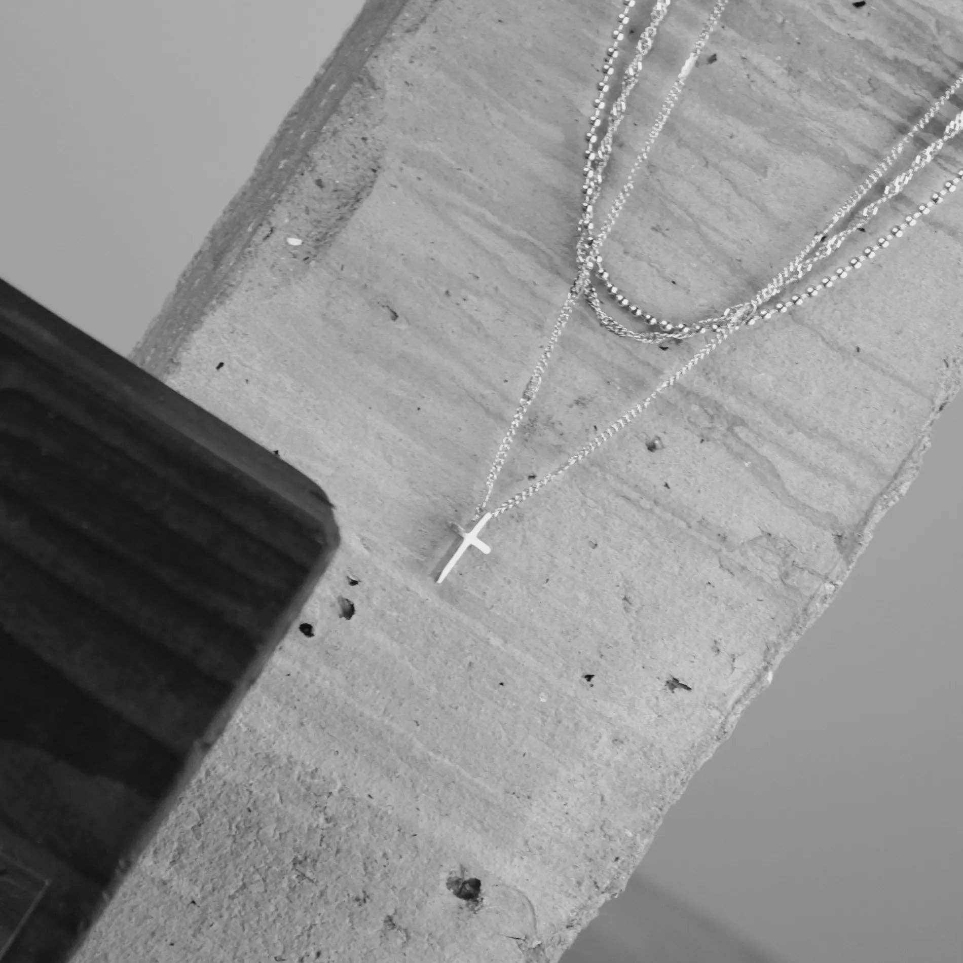 Dansk Copenhagen - Wholesale Pendant/Charm Necklace - Kærlighed Vandtæt Kort Forudlagdelt Kors Halskæde Sølvbelægning1