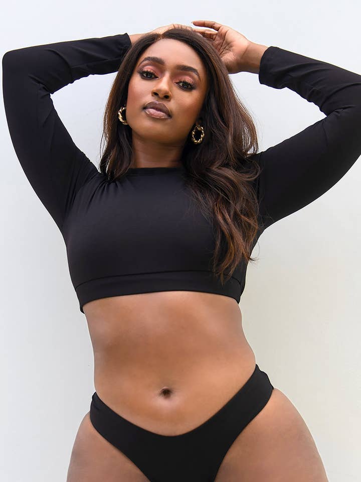 Haut de bain à manches longues essentiel - Noir pour la vente par REBDOLLS