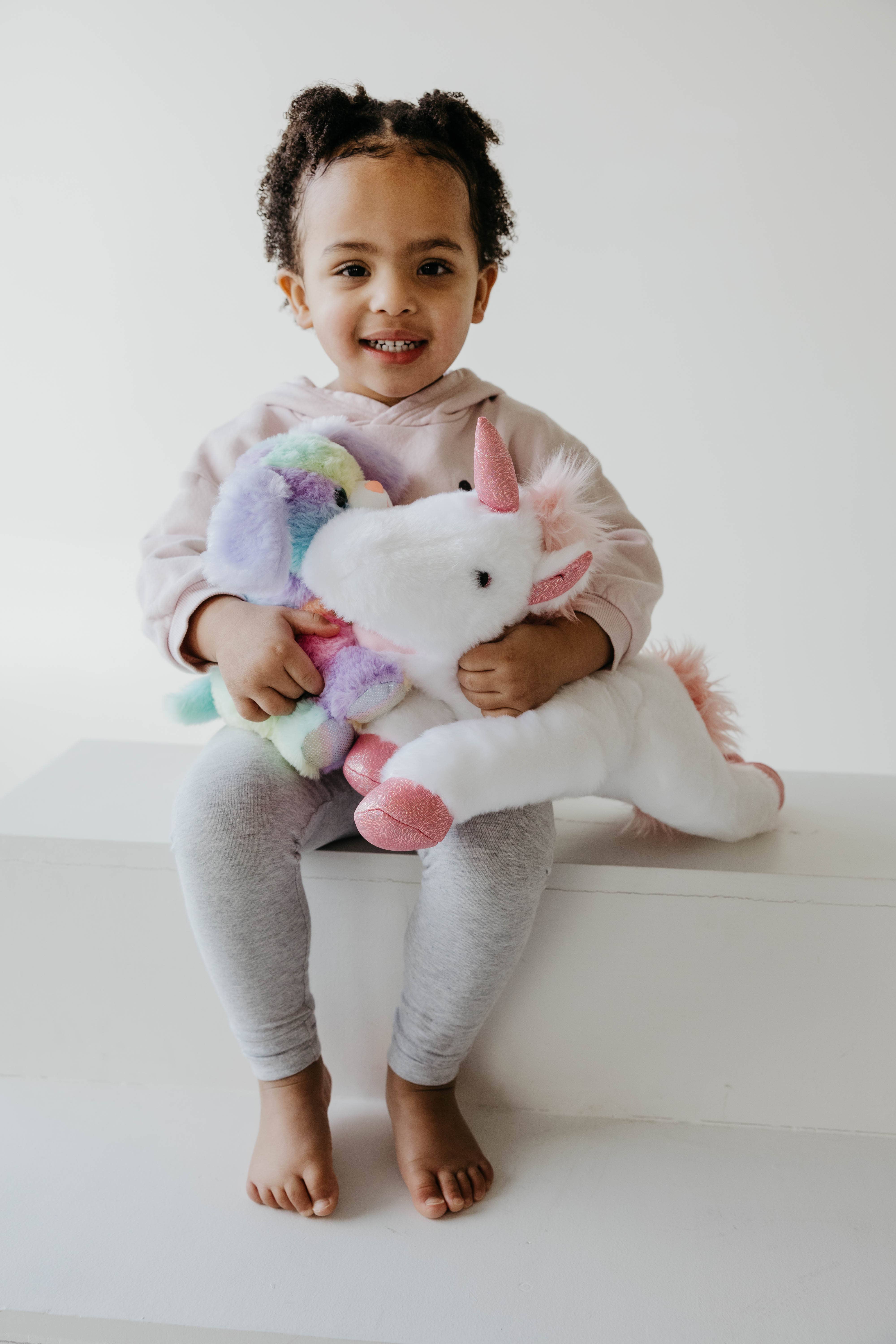 The Petting Zoo – wholesale Docka - Barn och baby – 17" (43 cm) Interaktiv Handdocka Enhörning Mytisk/Fantasi2