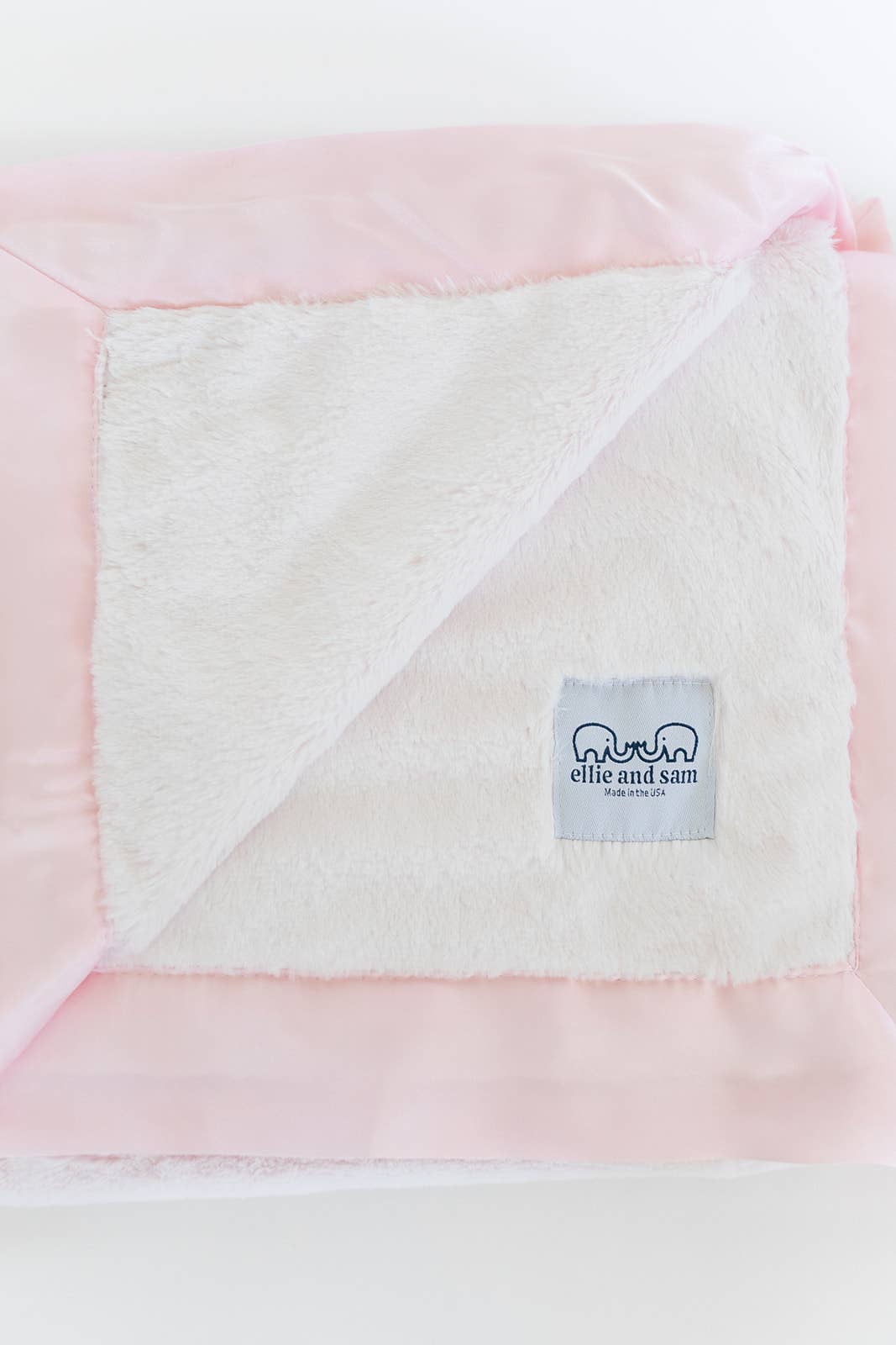 ellie and sam – Engroshandel Hyggetæppe - Baby – Luksus Satin Kant Tæppe - Lyserød4