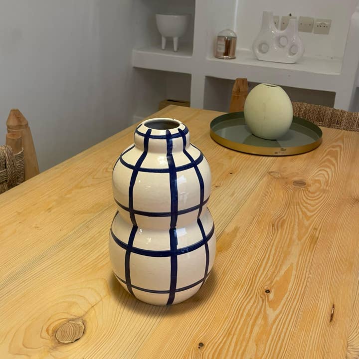 LeBazare - Wholesale Vase - Vase en Céramique à Motifs Graphiques – Design Moderne Peint à la Main5
