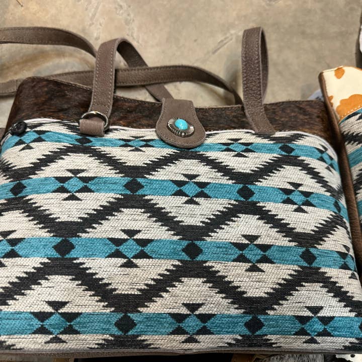 Broads Market - Wholesale Shoulder Bag - Women's - Blue Saddle Bag Shoulder Purse