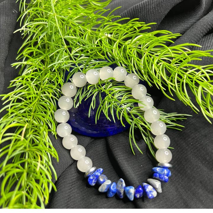 Bracelet White Stone Bead & Blue Stone Chip stone Bracelet for wholesale by Hadi Craft
