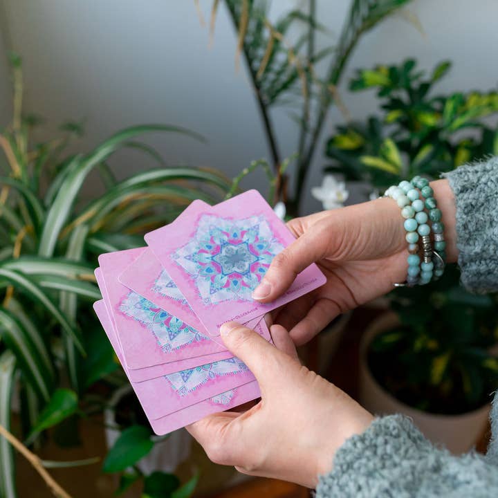 Healthy Chicks - Wholesale Tarot/Oracle Card - Spark Your Bliss Affirmation Card Deck7