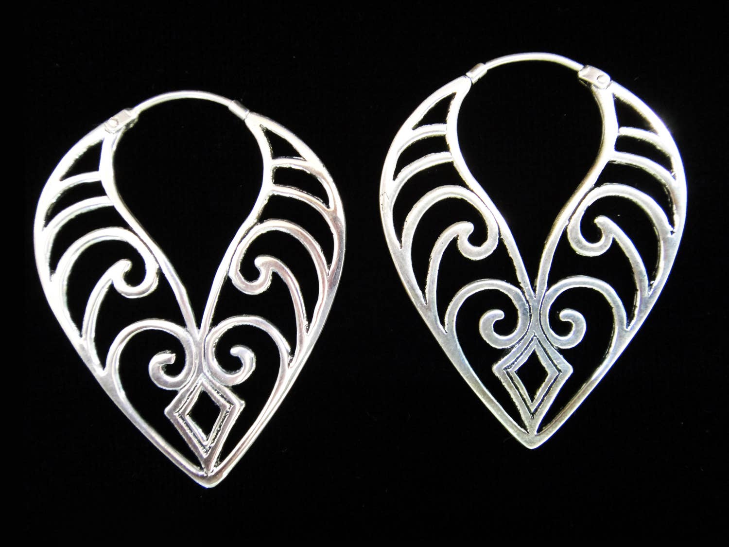 Tika - Wholesale Dangle Earrings - "Cora" Brass Earrings0