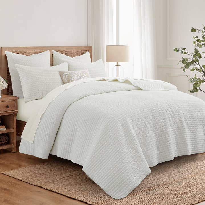 Levtex Home - Wholesale Bedding Set - Eyelet Cream Quilt Set