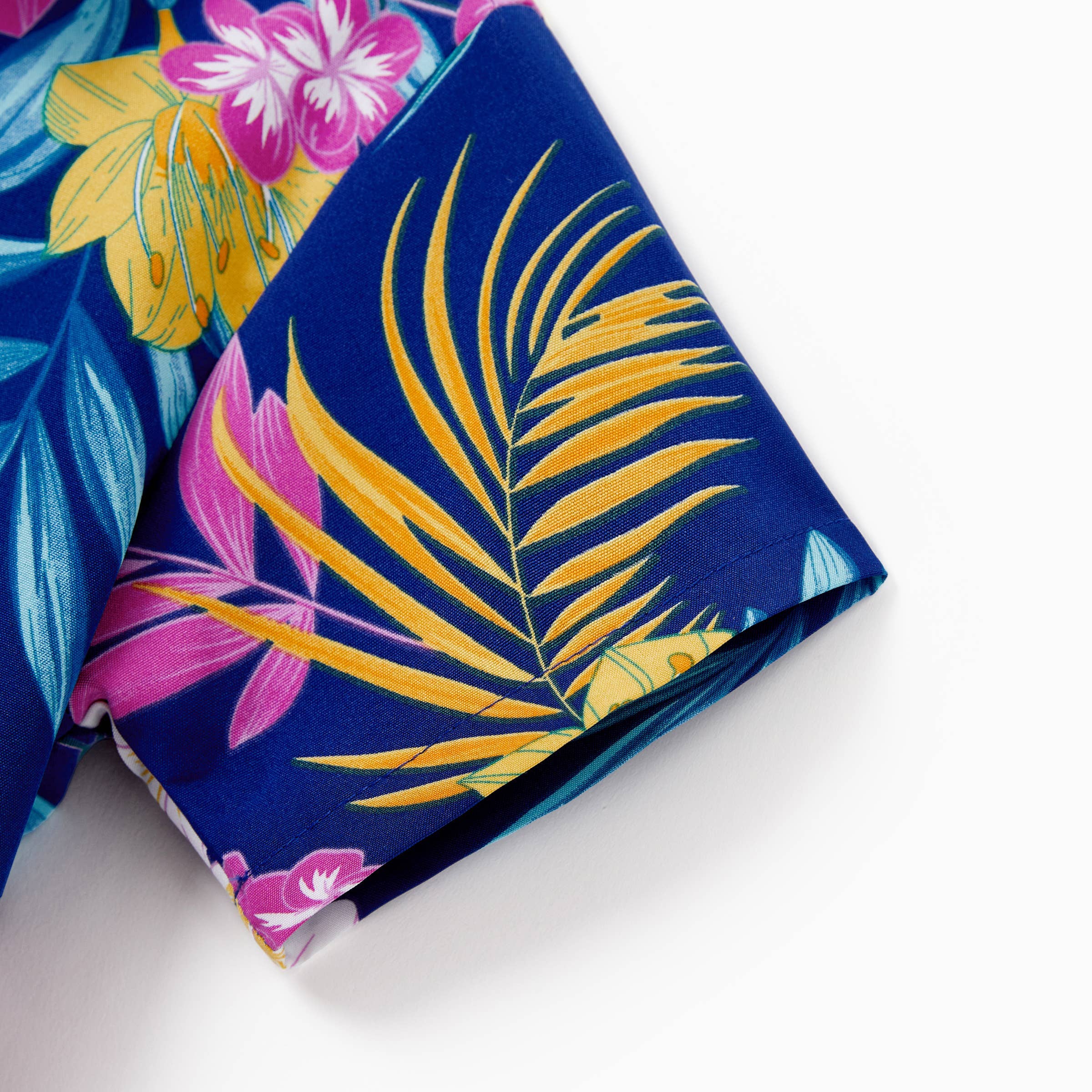 Blu profondo Abito o Set di Camicia e Pantaloncini Tropicale Hawaiano per Famiglia in vendita all'ingrosso su Faire6