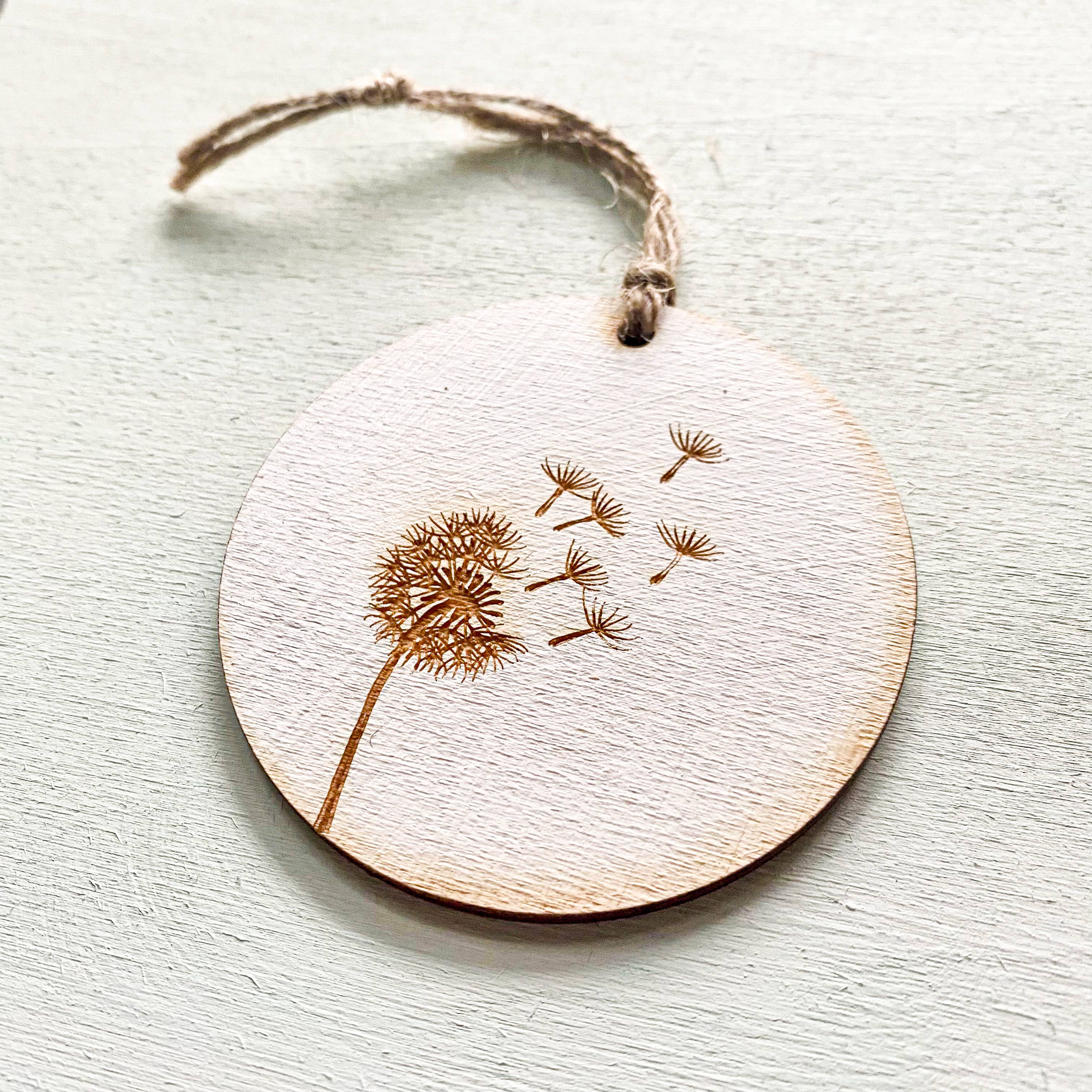 Gorgeous Little Bits Ltd – wholesale Ornament – Dandelion Hanging Decoration0