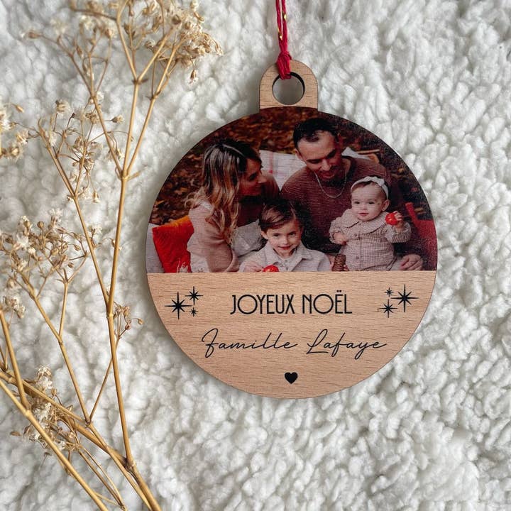 ATELIER MFK – wholesale Prydnad – Personlig julkula med foto i trä