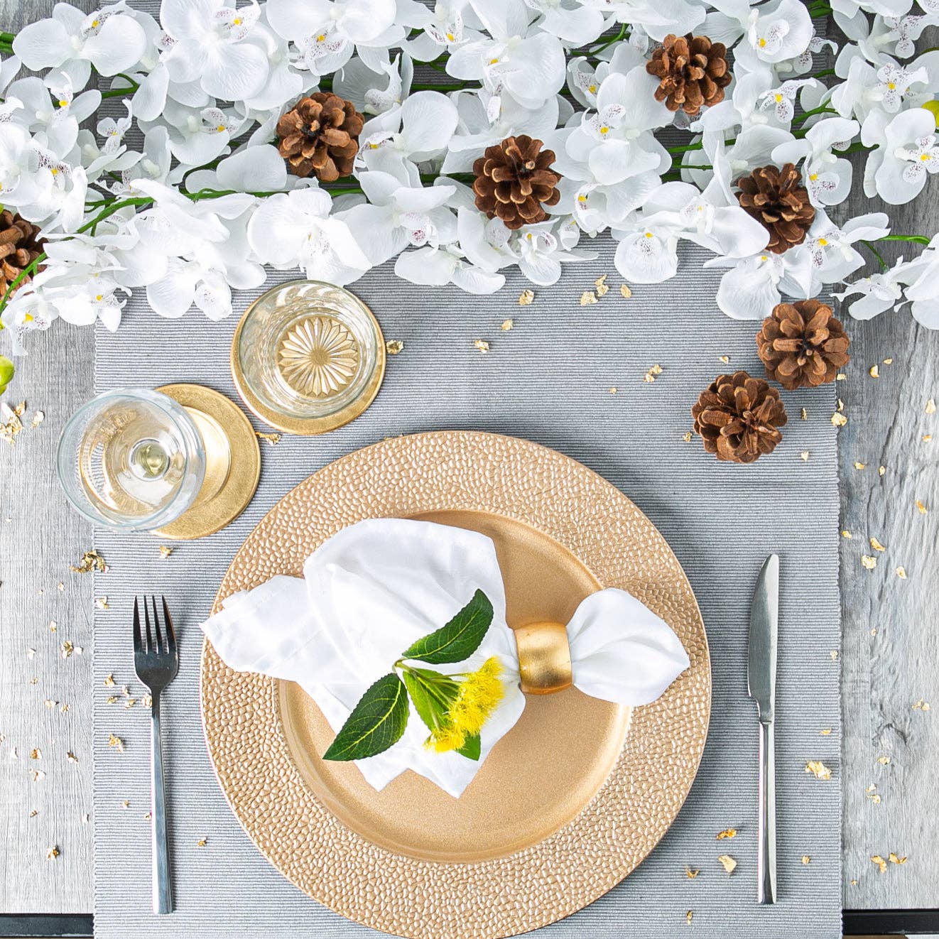 Rinkit Ltd - Vendita all'ingrosso Sottopiatti - Piatti Sottopiatto Metallici Argon Tableware - 33 cm - Oro1