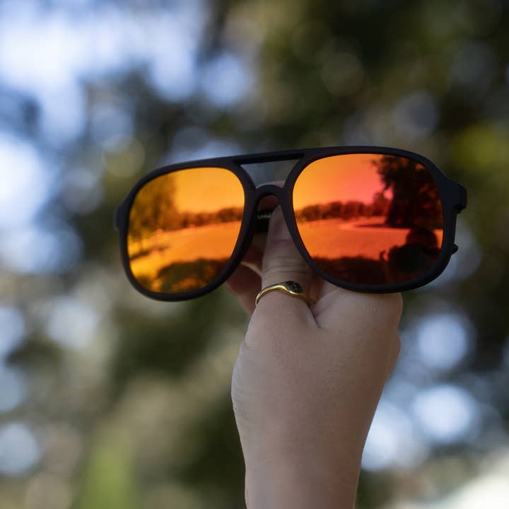 Nectar Sunglasses - Wholesale Sunglasses - Women's - Woodstock Retro, Unisex Sunglasses