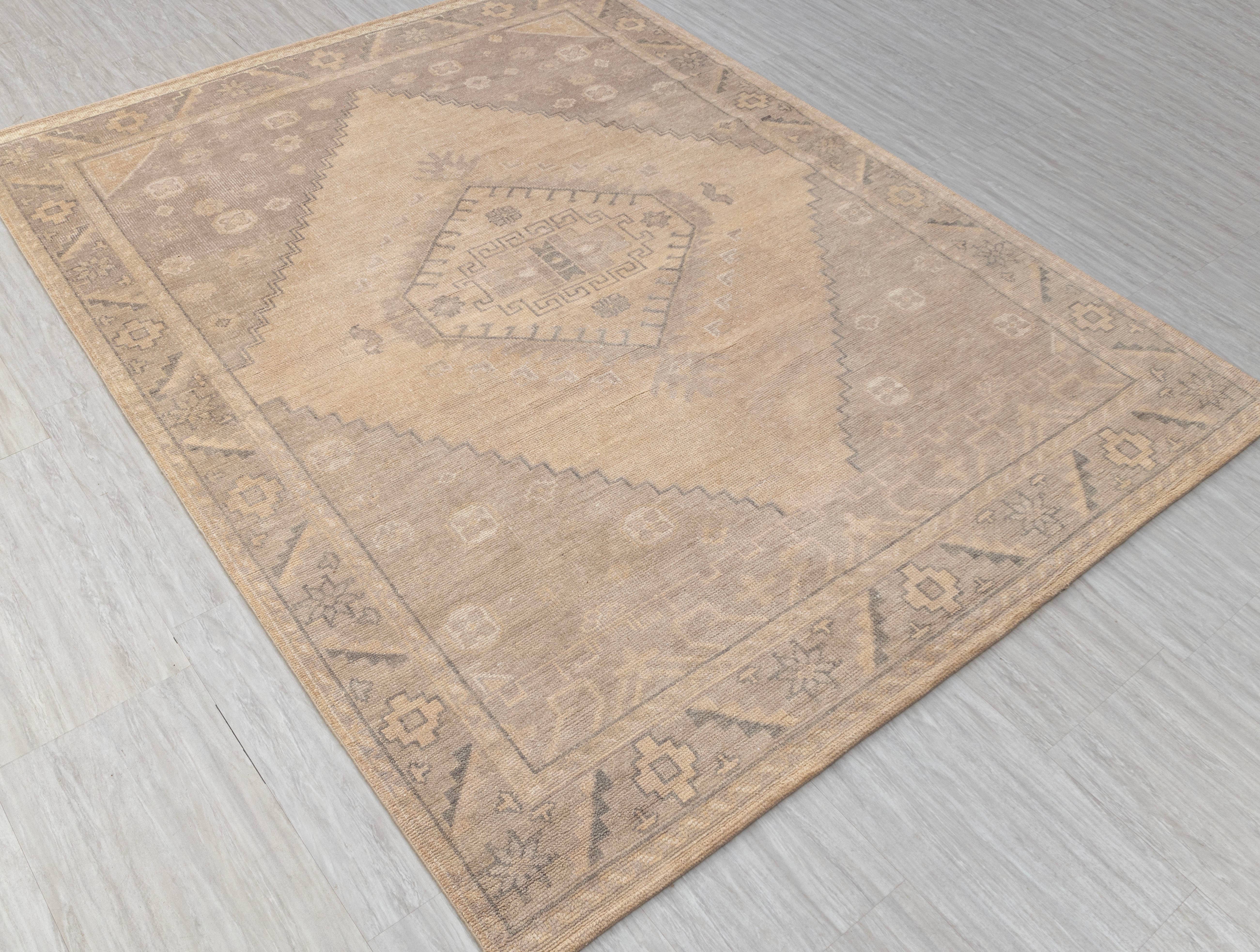 Aesthetic Homes LLC - Wholesale Area Rug - 9x12 Beige Tan Oushak Wool Rug - Hand Knotted G-90873
