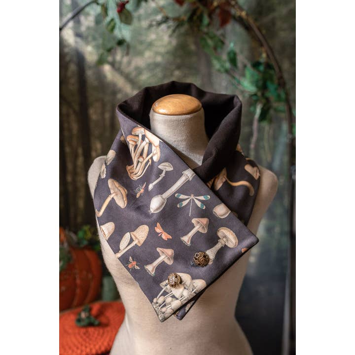 Costurero Real - Wholesale Scarf - Women's - Scarf vintage Mushrooms Vegan Wool and Buttons Cottagecore