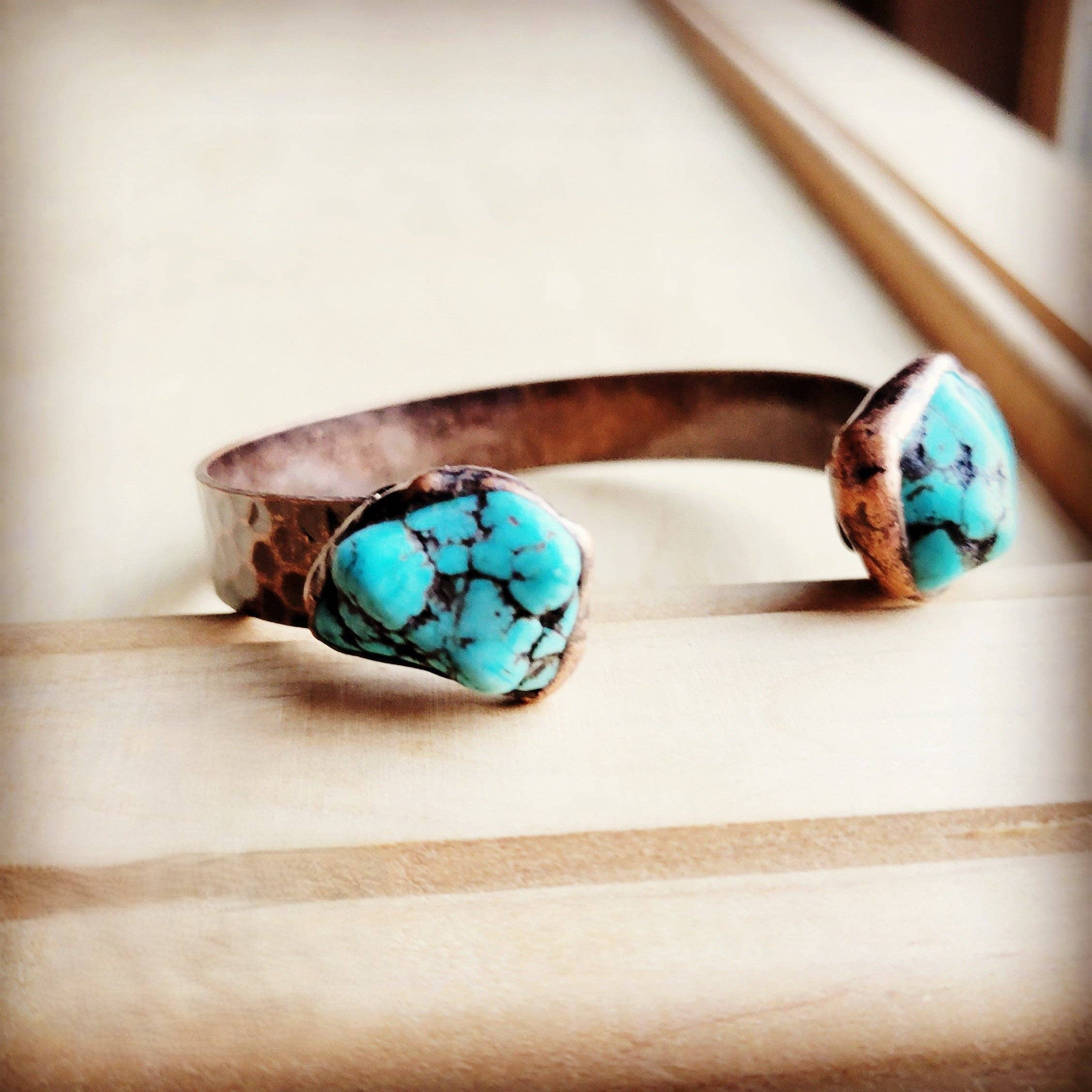 The Jewelry Junkie - Wholesale Cuff Bracelet - Genuine Natural Turquoise Cuff Bangle Bracelet 806t6