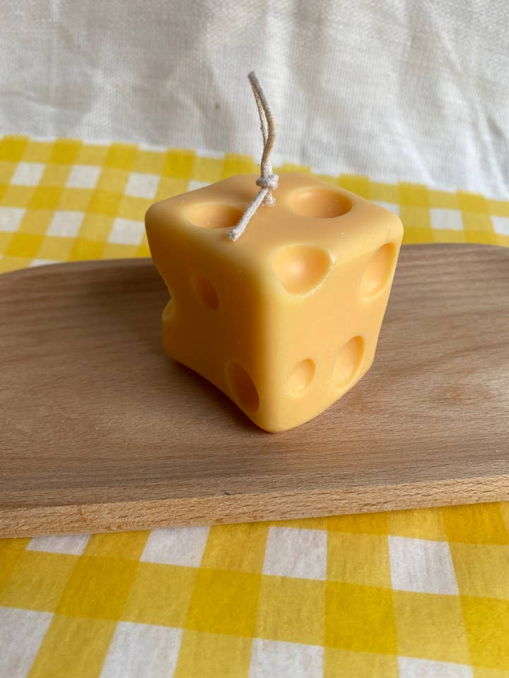 Sueño con Queso - Cheese Candle for wholesale by The Wednesday Co
