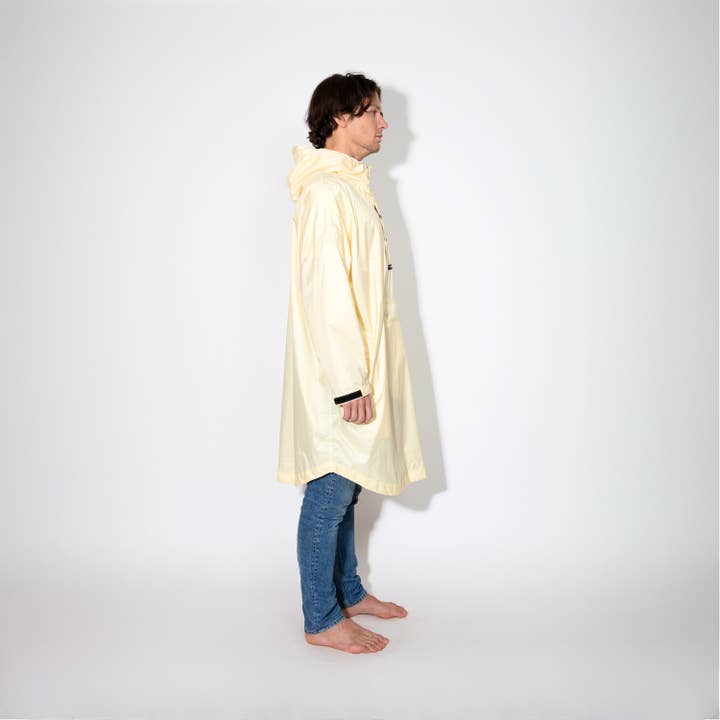 KALMA - Wholesale Raincoat - Women's - Light weight Raincoat44