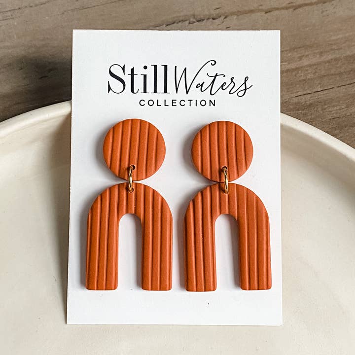 Terrakotta Texturerad Archie för wholesale av Still Waters Collection