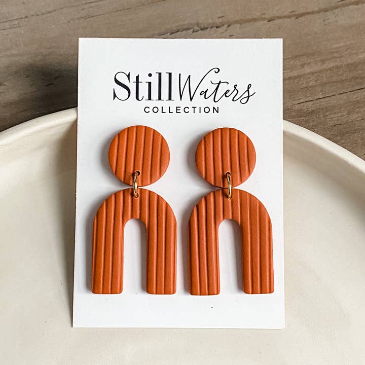 Terrakotta Texturerad Archie för wholesale av Still Waters Collection