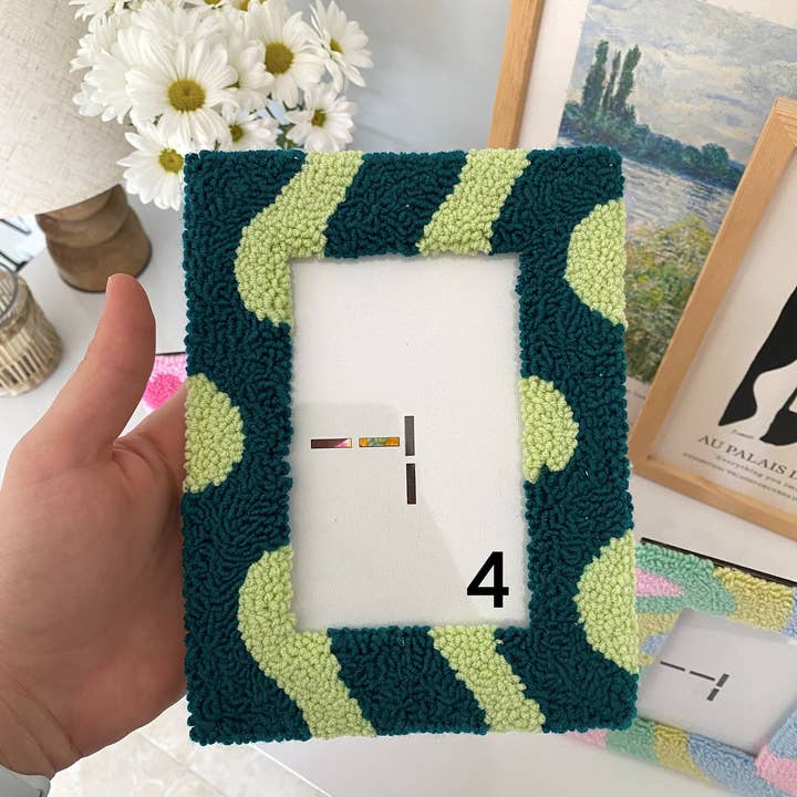 Mudita Rug Studio - Wholesale Picture frame - Handmade Punch Needle Picture Frames, Picture frame3