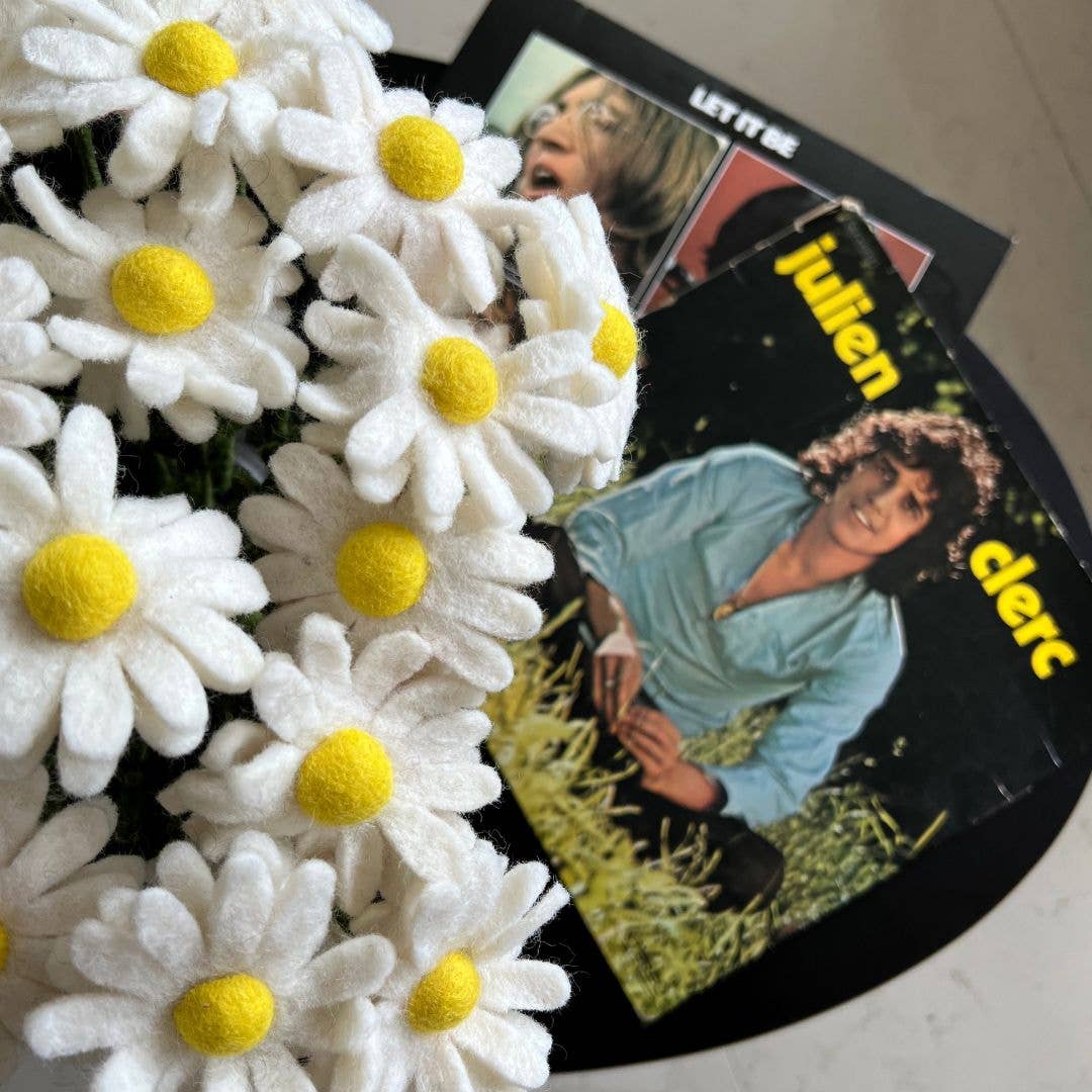 New Heidi – Flores artificiais por atacado – Conjunto com 6 hastes de margaridas - New Heidi1