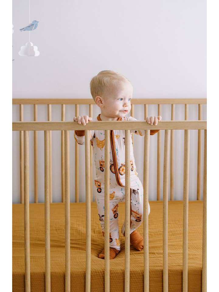 Tiny toes Baby Co – wholesale Byxdress - Baby – Bambu-djurdräkt med dragkedja för lantgårdsdjur5