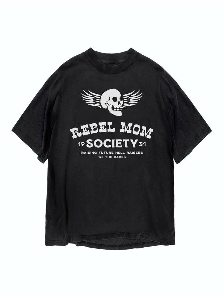 WE THE BABES - Vente T-shirt à imprimés – femme - T-shirt graphique Rebel Mom Society Motherhood pour femme - Noir1