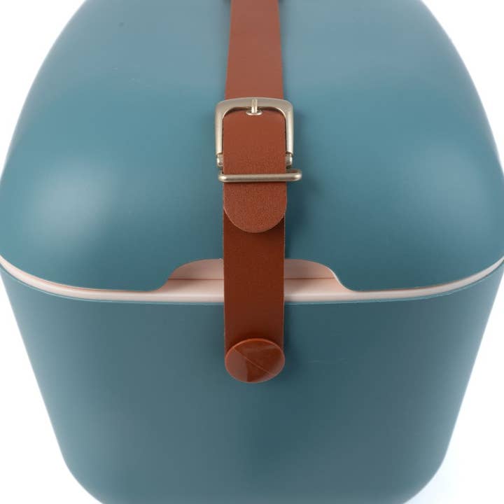 Polarbox 20L Retro Coolbox Blue Marine Classic for wholesale on Faire
