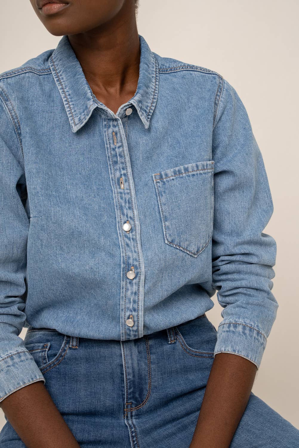 Oraije Paris - Venta al por mayor Camisa con botones - Mujer - Camisa de mezclilla Celia15