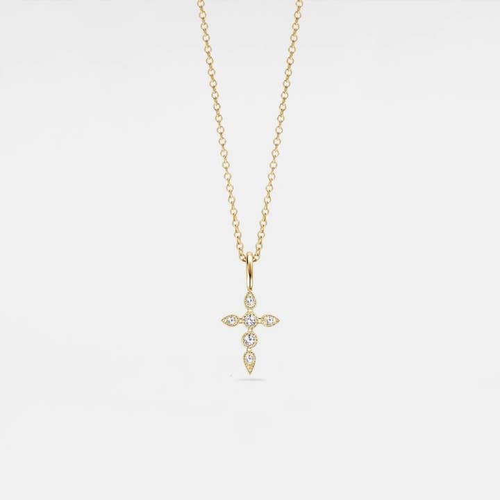 Perimade & Co. LLC - Venta al por mayor Collares con colgantes/abalorios - Collar con colgante en forma de cruz de moissanita en plata de ley 925