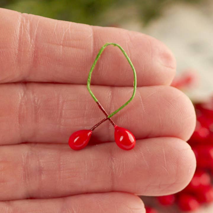 Factory Direct Craft - Wholesale Artificial flowers - Mini Red Holly Berry Stamens - Select Size3