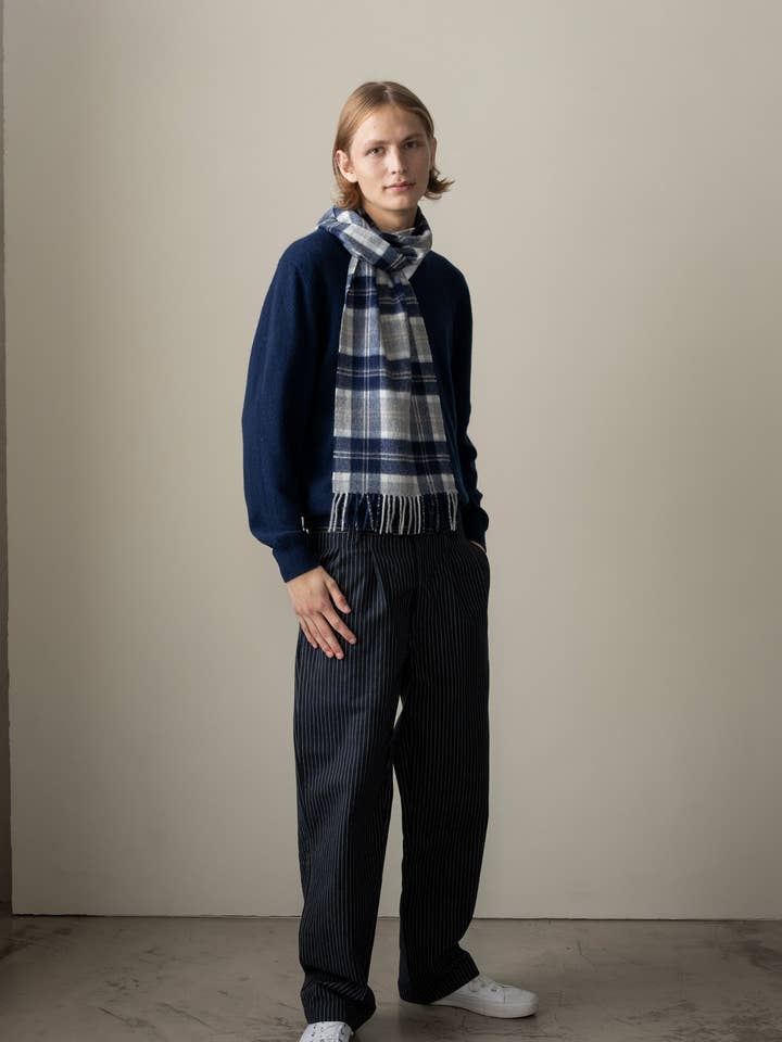 Heritage Tartan Cashmere Scarf - Silver Bannockbane for wholesale by Kiltane