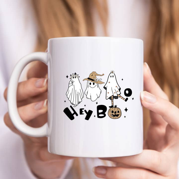 Tasse à café Hey Boo pour Halloween pour la vente par Mug Boss Inc.