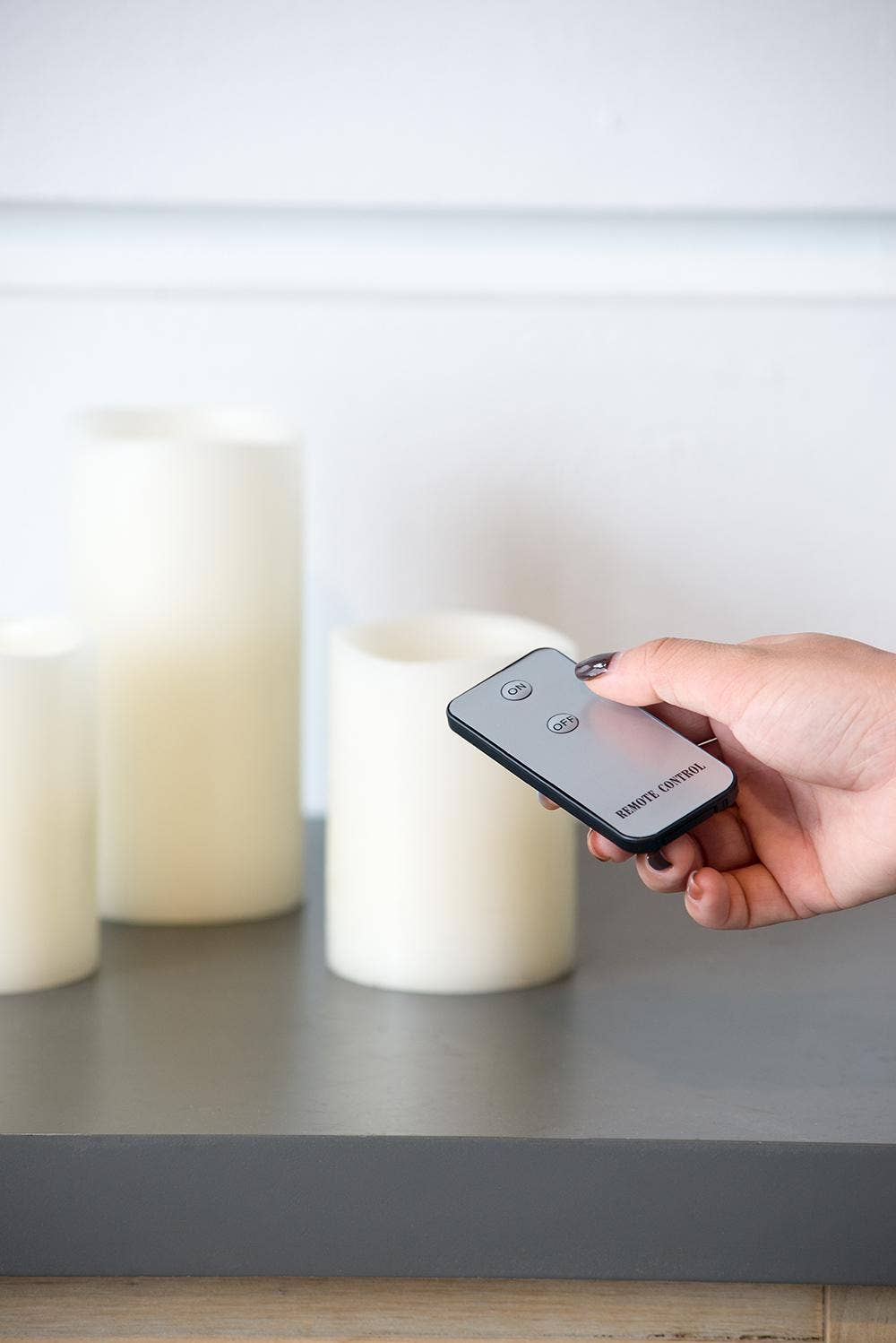 A&B Home Group Inc. – wholesale Flameless candle – D3x4" Modern LED Candle - White1