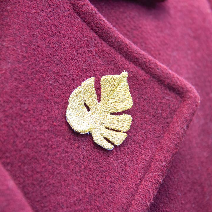 Botanopia - gifts , decor and cards for plant lovers - Wholesale Brooch - Golden Embroidered Brooches - 3 tropical leaves (Aroids)9