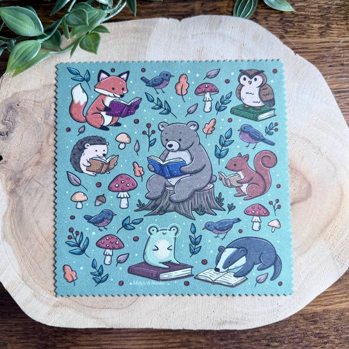 Woodland Critters Cleaning Cloth for wholesale by Magic&Books