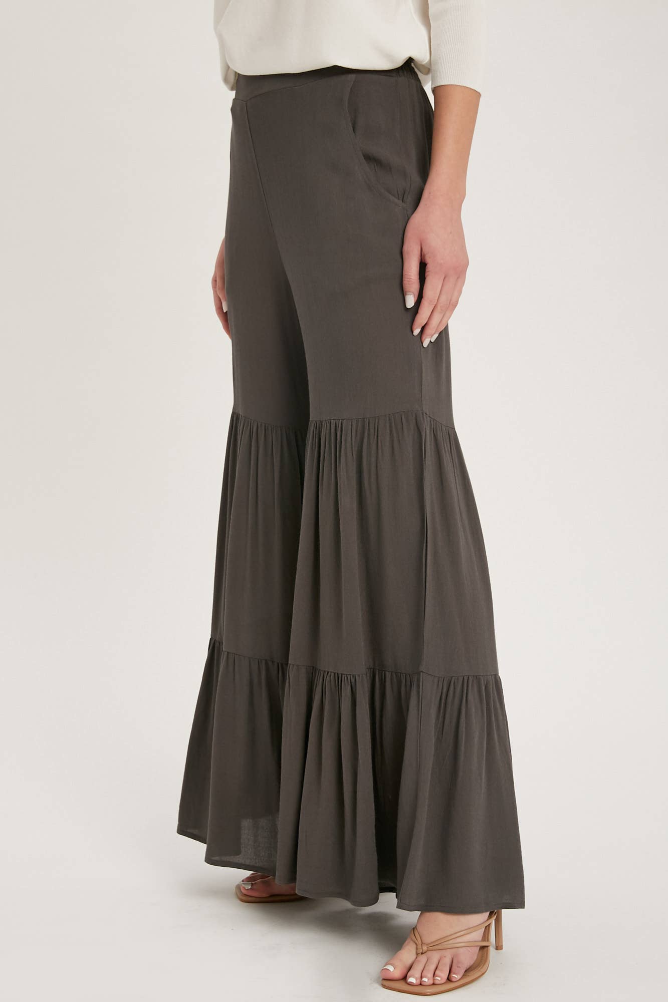 Bluivy – wholesale Byxor - Dam – TIERED VOLANG HÖG MIDJA BREDA BEN BYXOR8